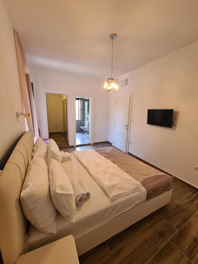 Rustico Apartments Тиват Екстер'єр фото