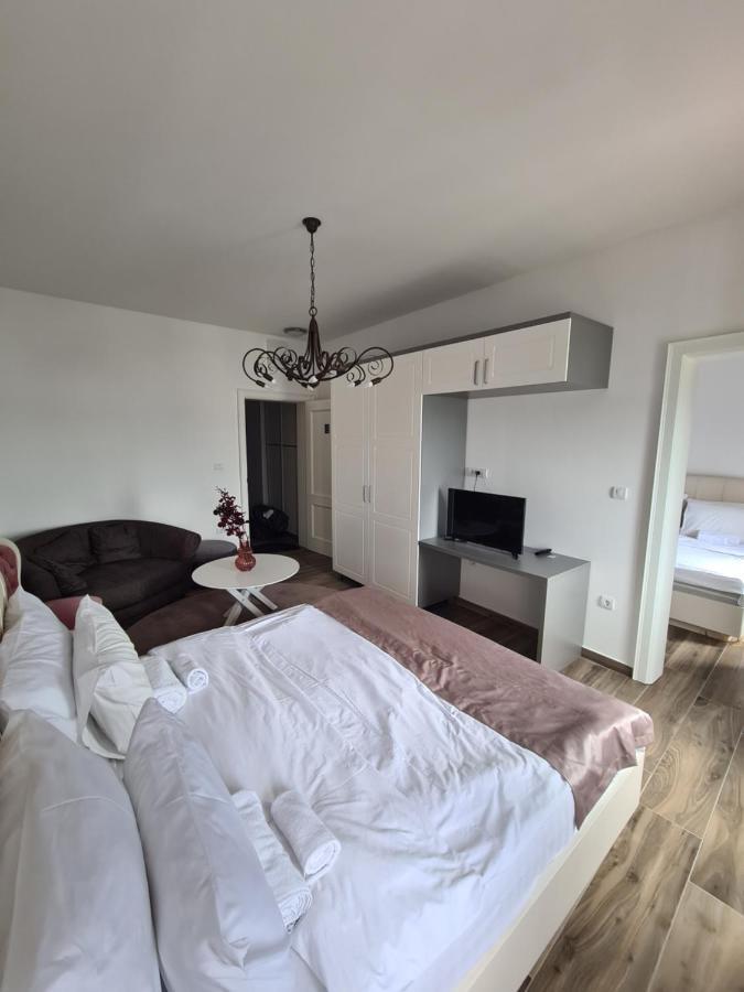 Rustico Apartments Тиват Екстер'єр фото